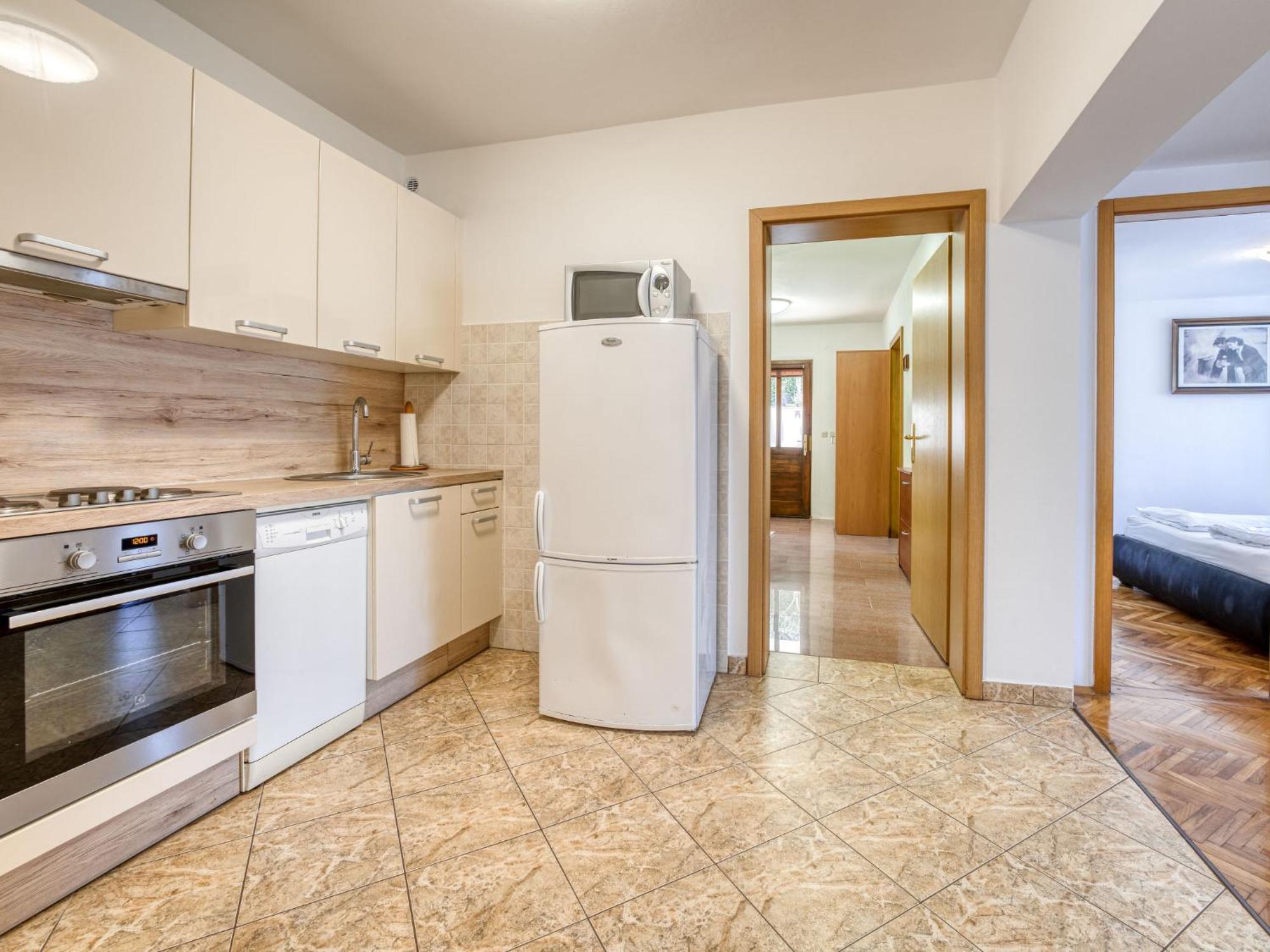 Apartment Albaneze Njivice Exterior foto